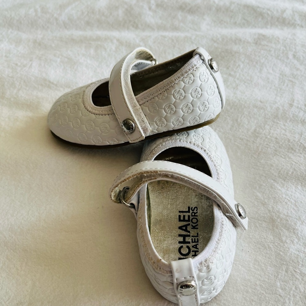 Michael Kors Kids White Embossed Mary Jane Shoes with Strap Closure